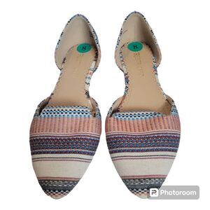 NWT Restricted Slip On Shoes Women’s 8 Multicolored Striped Tapestry Flats.